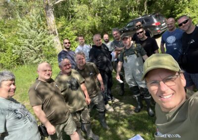 Brigáda na zarybnenie šťukou